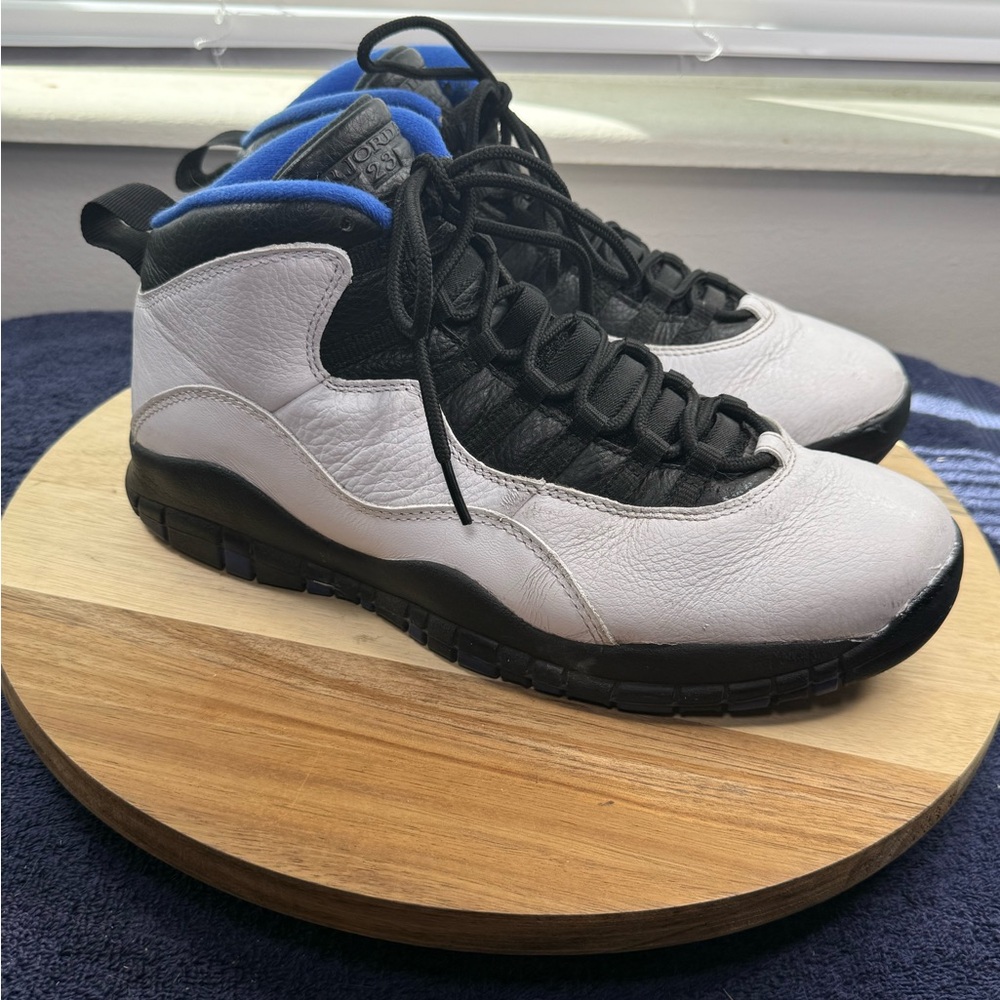 Jordan 10 Retro (Men’s 10.5)
